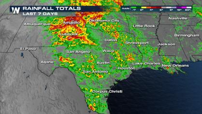 Flooding Rain & Isolated Severe Threats for Texas